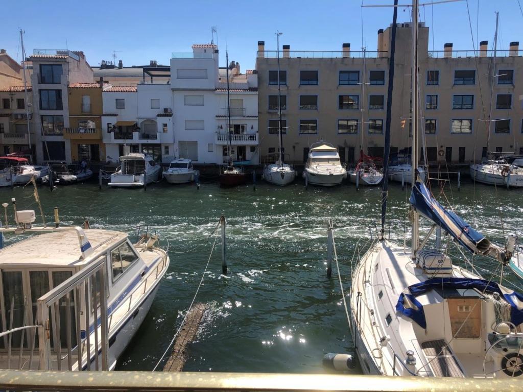 Port Ambar - Apartamento En La Marina De Empuriabrava - Balcon Con Vistas Al Canal - Playa - Wifi Esterno foto